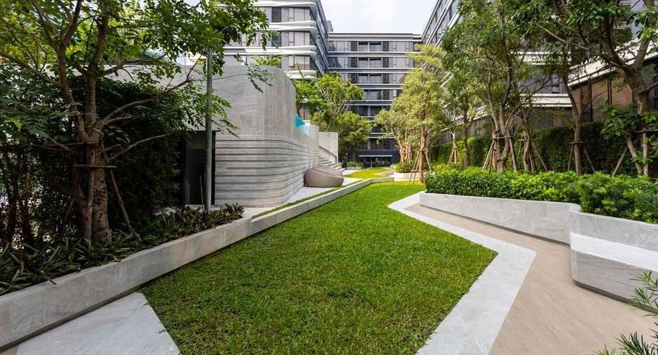 Ideo Mobi Sukhumvit 40