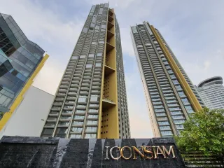 For sale 4 ベッドルーム condo in Khlong San, Bangkok