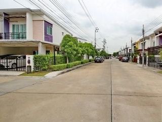 Pruksa Town Nexts Ramindra-Wongwaen