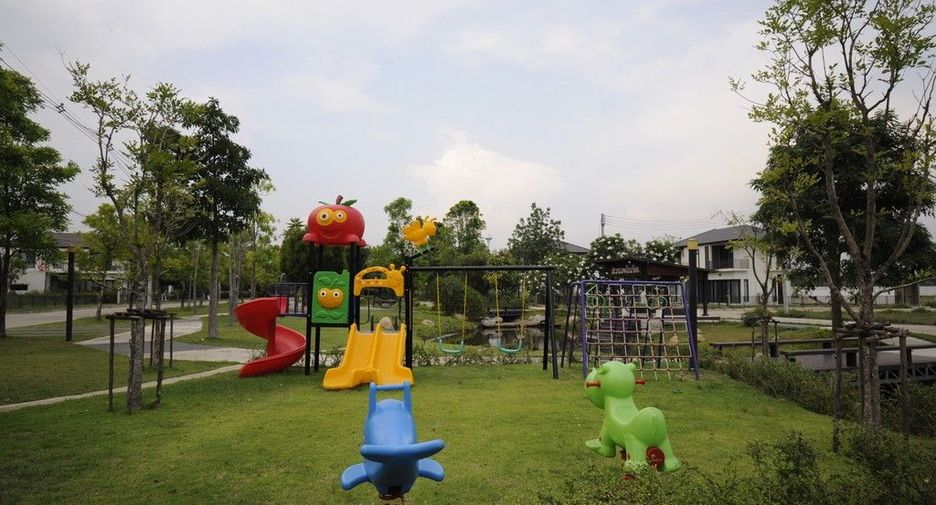 Ploenchit Collina