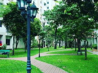 Nontee Parkville