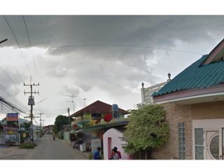 The Center View