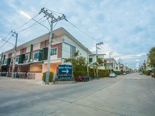 SC Village Eastern-Bowin
