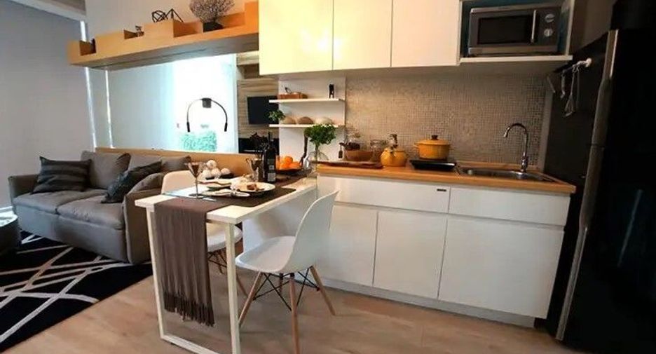 Shore Residence