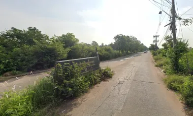 Baan Eua Athon Baan Ped