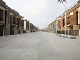 บ้านตะวันทอง 3