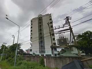 P. Pinklao Condominium