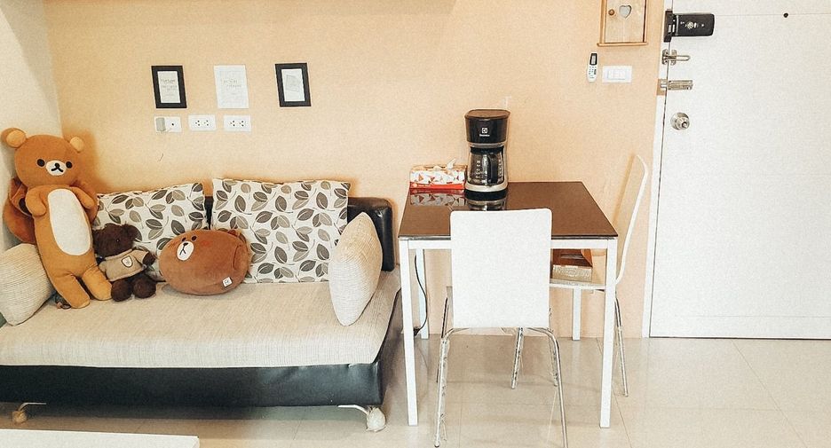 The Square Condominium