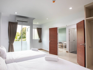 Green Hotel