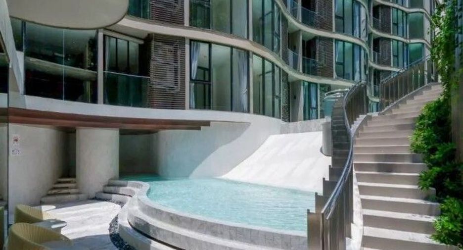 FYNN Asoke Sukhumvit 10
