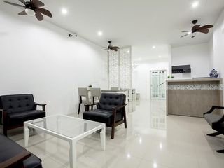 Number 4 Apartment