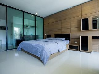 Number 4 Apartment