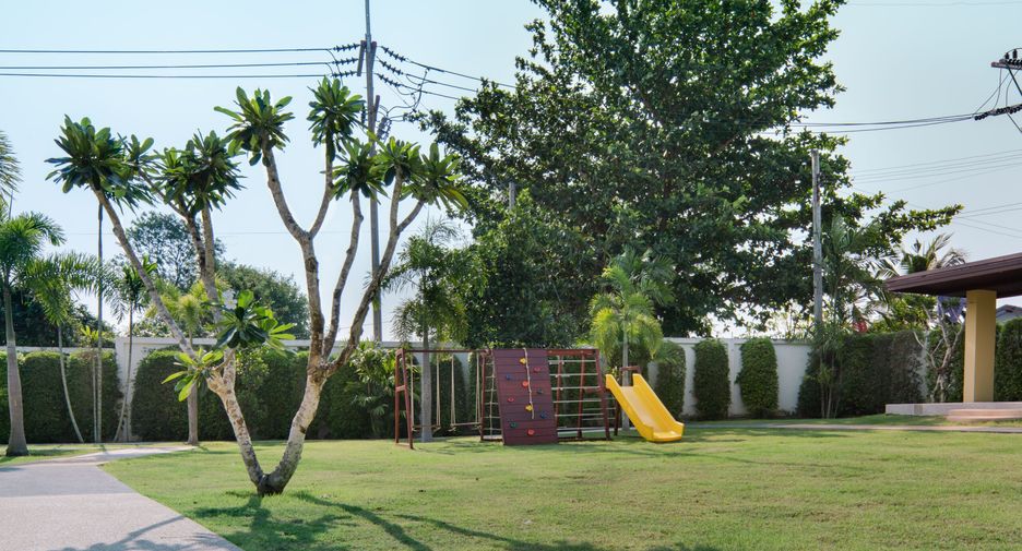 Grand Garden Home Hill
