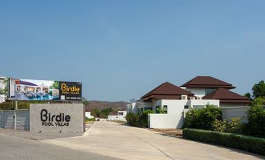 Birdie Pool Villas
