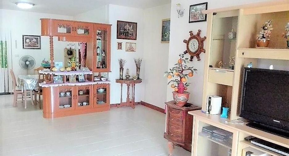 Baan Suai Lom Suan