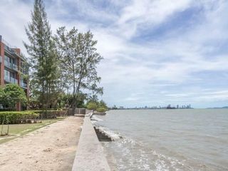 Sandbox Beachfront Villa