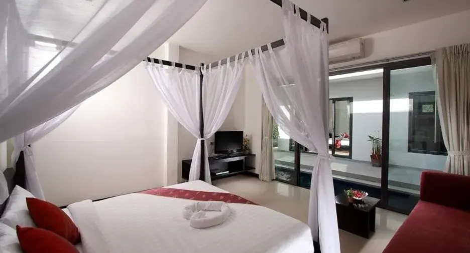 Seastone Pool Villas