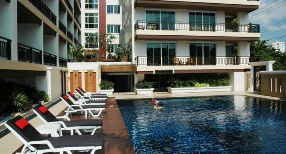 Luxury Condo Living! OCEAN VIEWS! Walk to Beach! 2 bed / 2 bath ... - Luxury Penthouse Condos On The Beach