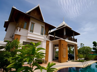 Beverly Thai Haus Poolvilla