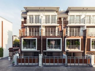 Lux Villa Sathupradit 12