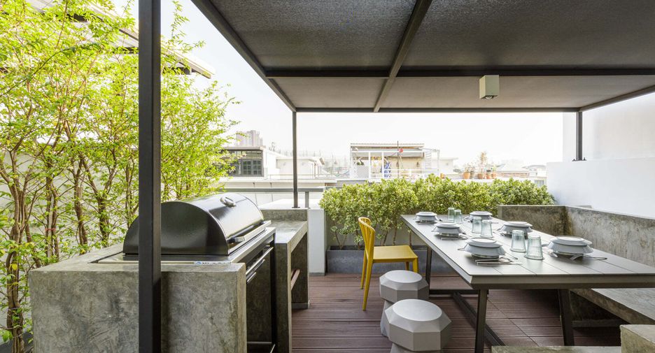 Lux Villa Sathupradit 12