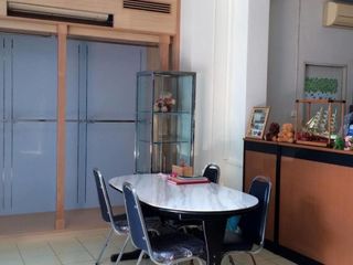 SR House