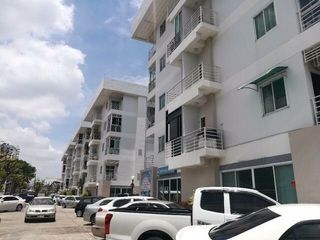 J.W. Suite Chok Chai 4