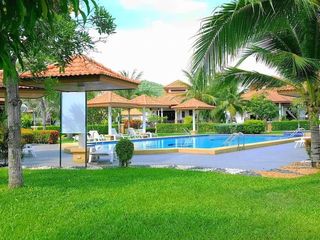 Manora Village II