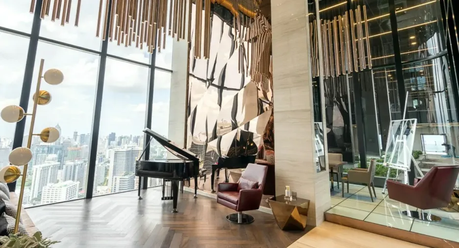 Ashton Chula-Silom