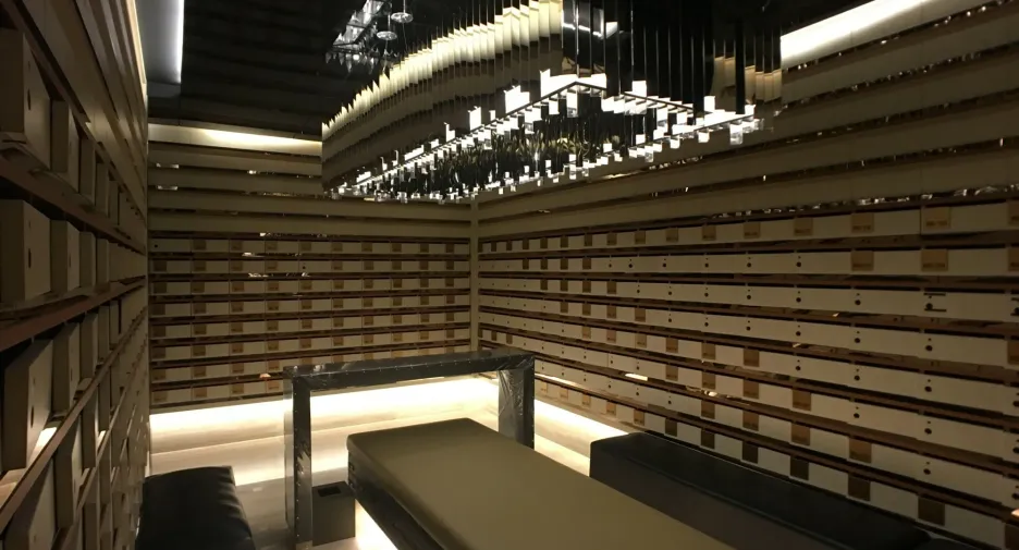 Ashton Chula-Silom