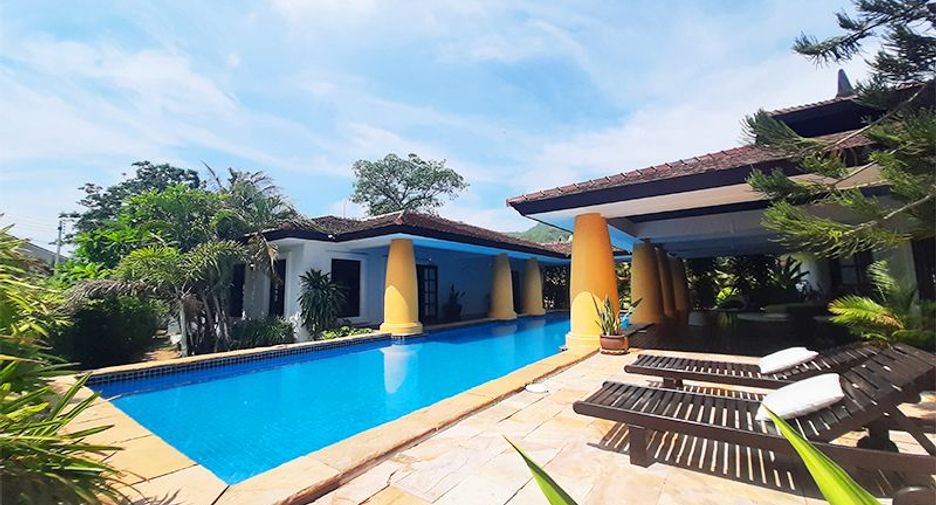 Hunsa Residence