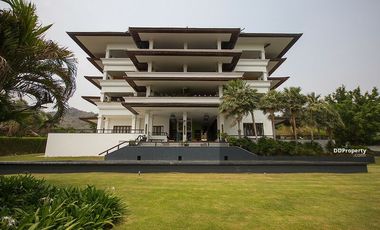 Hunsa Residence