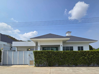 Baanthai Pool Villa