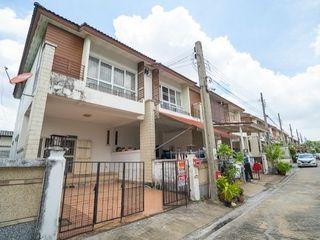 Baan Patra Krungthep Kreetha