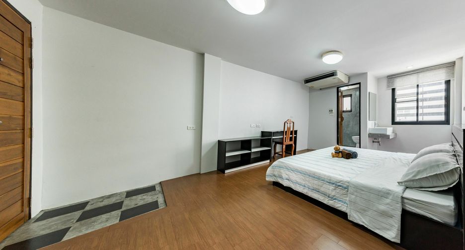 The Palm Apartments