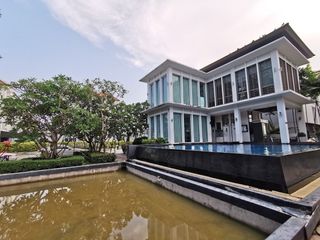 Baan klang mueanh s-sense Srinakarin