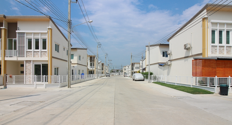 Golden Town Chaiyaphruek – Wongwean
