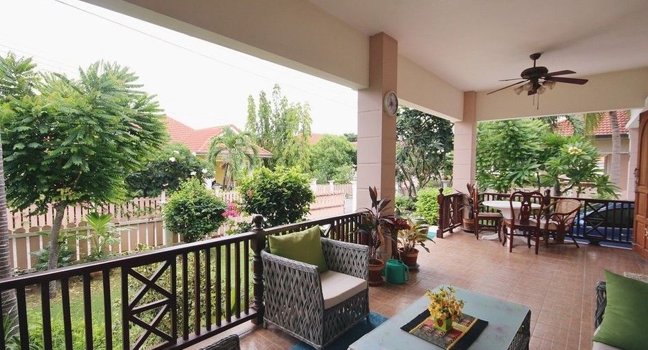 Baan Thai Village