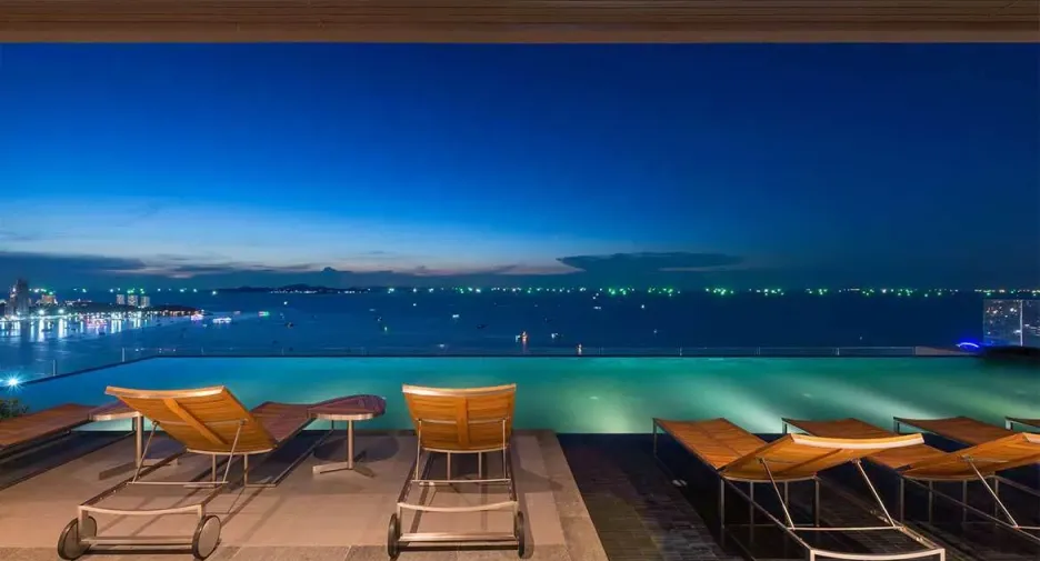 For rent 2 bedrooms condo in Central Pattaya, Pattaya