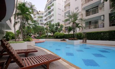 À vendre 2 chambres condo à Khlong Toei, Bangkok
