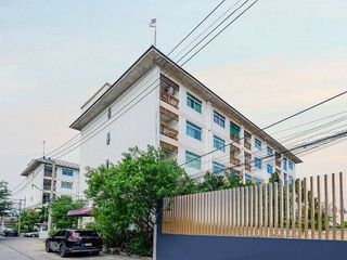 Kacha Puri Condominium