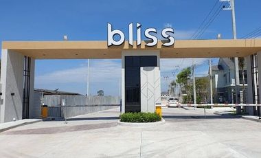 Bliss Sriracha-Bo win