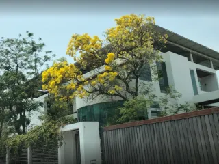 Srinakarin Park
