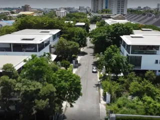 Srinakarin Park