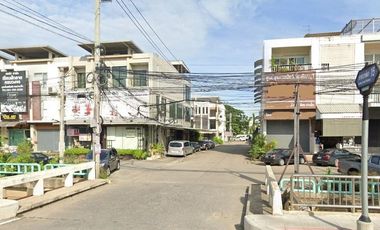今日村 廊曼