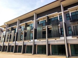 Business center (Ornsirin14)