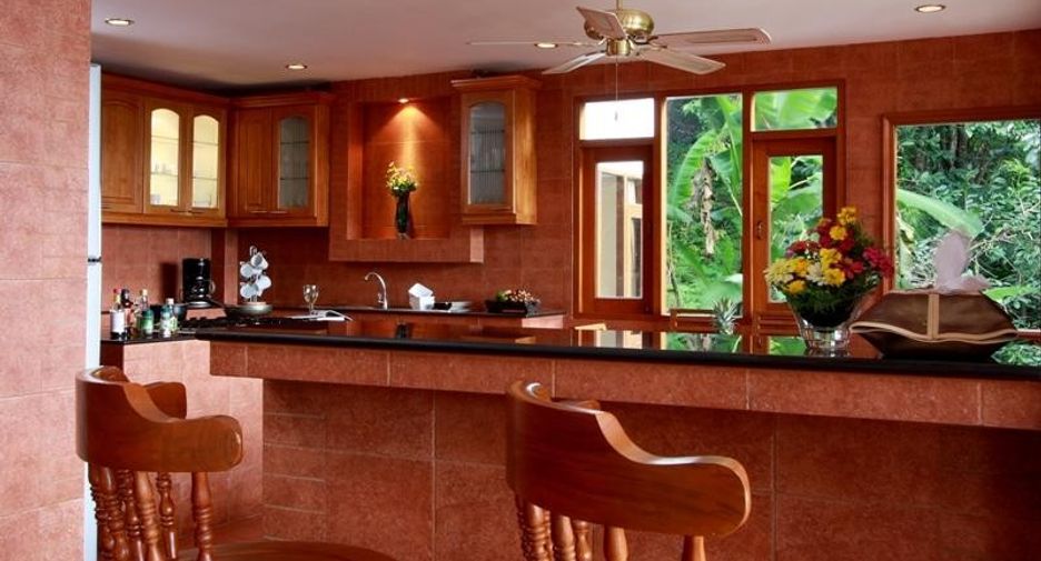 Patong Hill Villa
