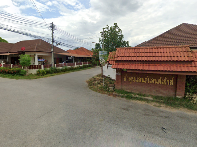 Lamphun Land and House