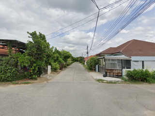 Lamphun Land and House