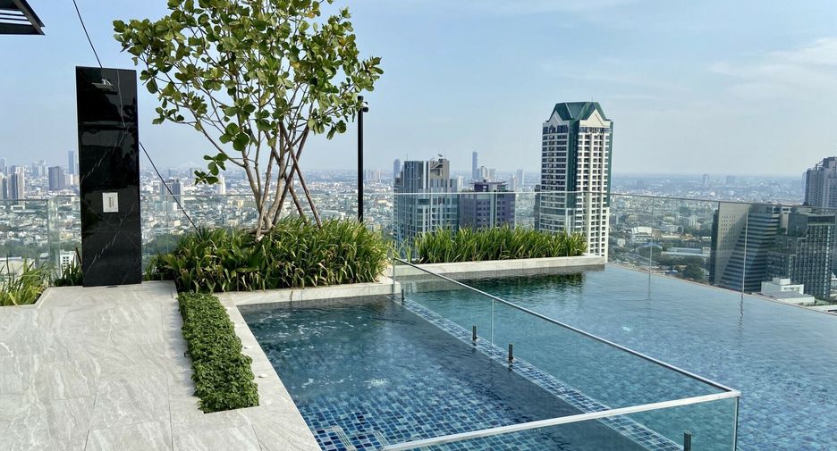 The Lofts Silom